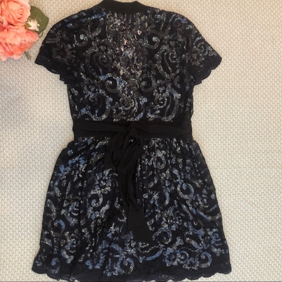 Blue DVF sequin wrap dress - Picture 4 of 8